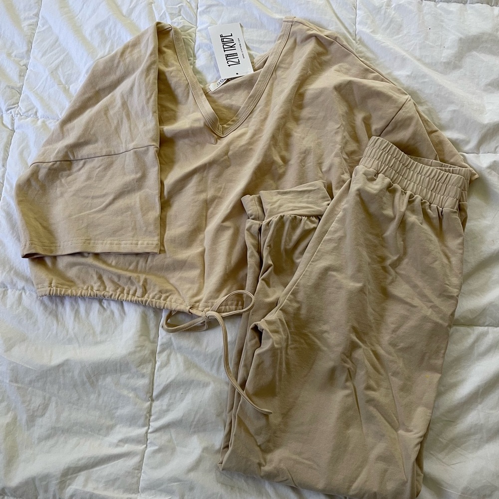12th Tribe jogger pants and top set